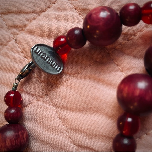 URANIUM strong pink short necklace - Picture 6 of 9